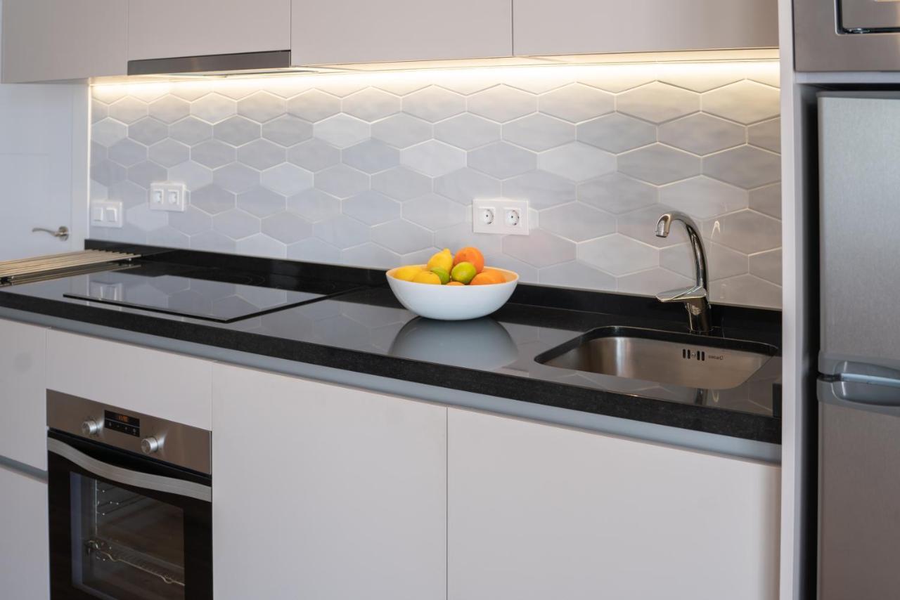 Freshly Renovated, Modern Penthouse Pueblo Evita! بينالماذينا المظهر الخارجي الصورة