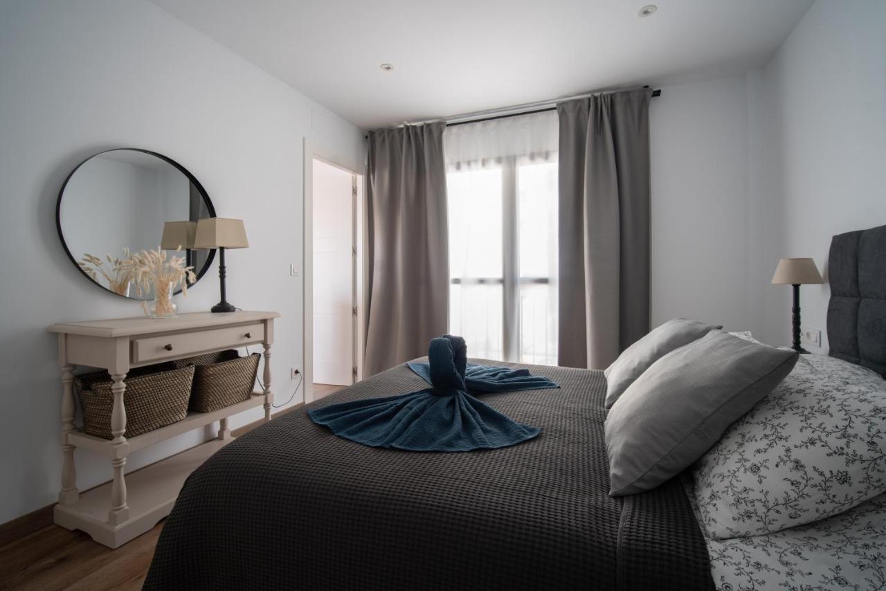 Freshly Renovated, Modern Penthouse Pueblo Evita! بينالماذينا المظهر الخارجي الصورة
